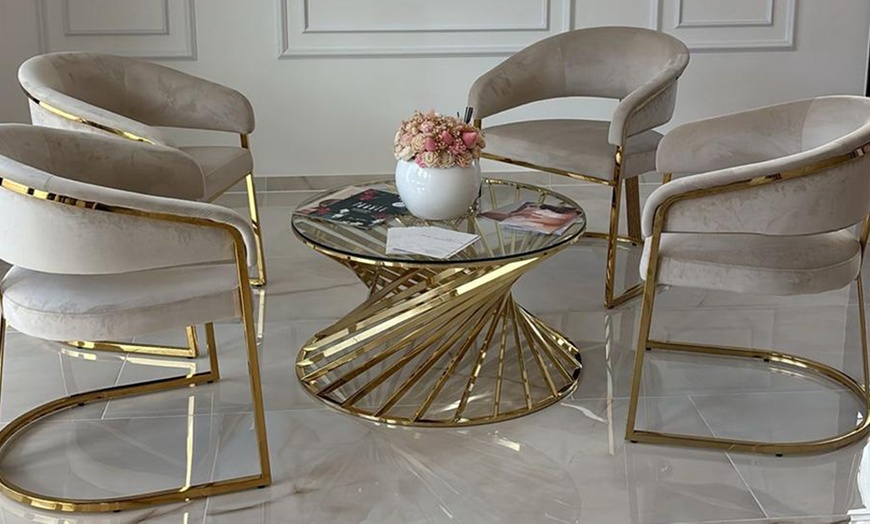 Image 2: 60 Min. Korean Skincare optional mit  Ampulle und LED-Lichttherapie