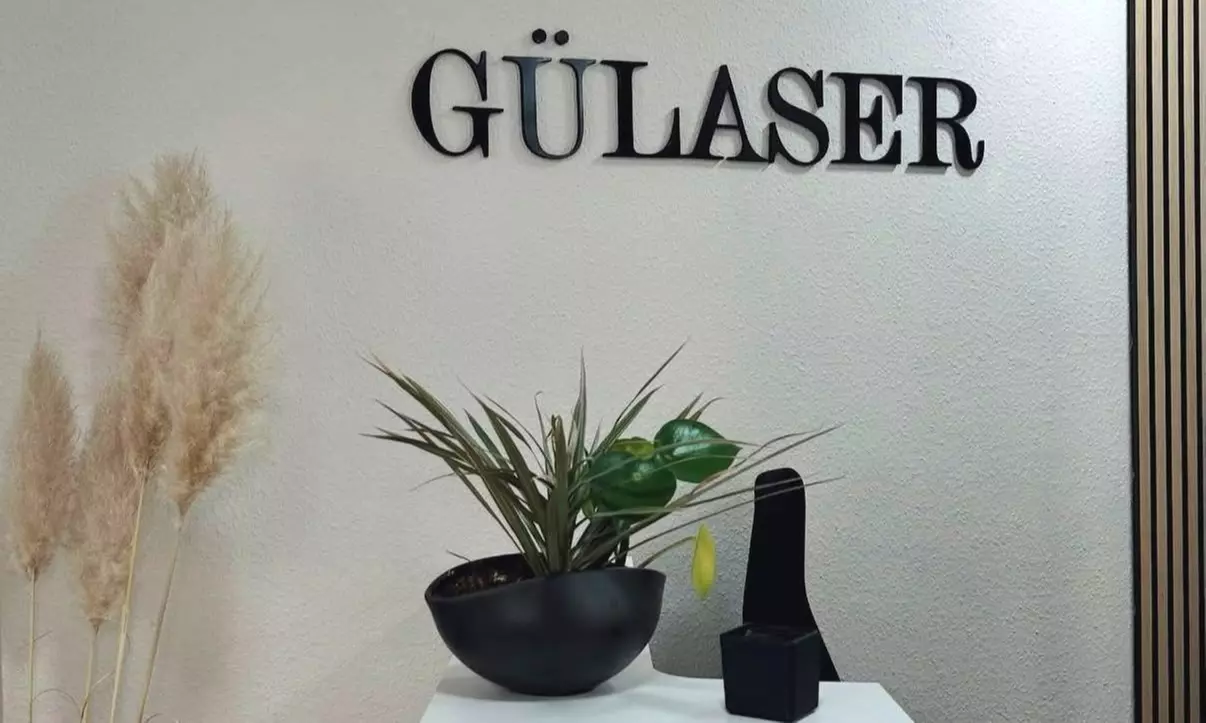 Strahlende Haut: 60 Min. Ausreinigung für 1 Pers.