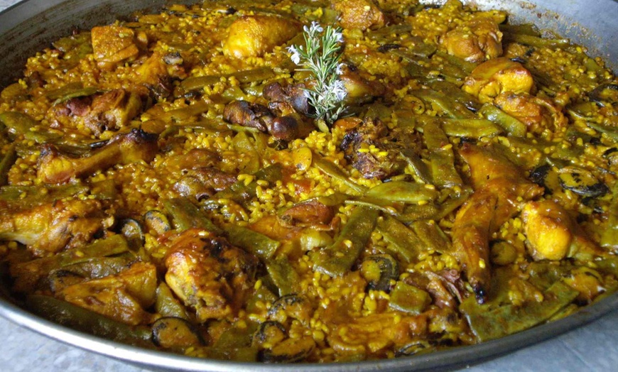 Image 2: Excursión en catamarán por las playas de Gandía con comida y baño