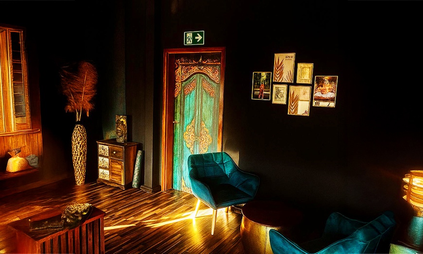 Image 3: 30-90 Min. Gesichts-, Aromaöl-, Bali- oder Hot-Stone-Massage für 1 P.