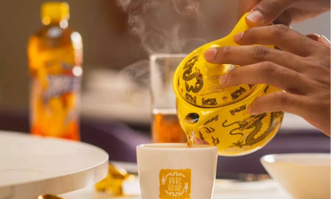 4-Course Chinese Dining Menu with Glass of Wine or Soft Drink