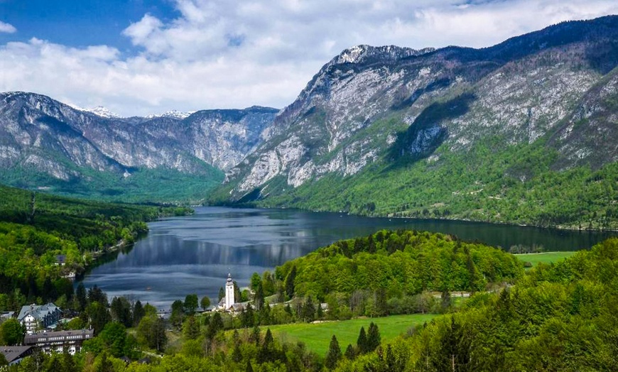Image 25: Slovenia 4*: camera doppia con colazione o mezza pensione e piscina