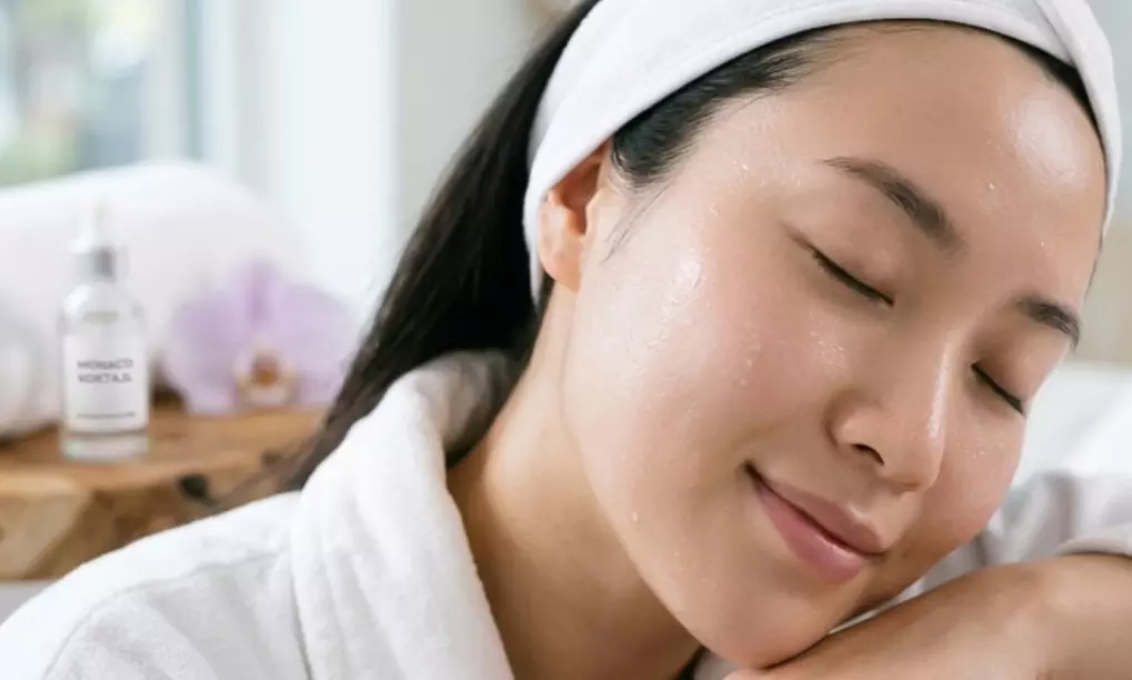 Koreańska pielęgnacja w kilku wariantach lub koktajl Monaco na twarz