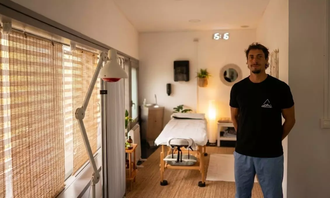 1 o 2 sesiones de fisioterapia avanzada con diagnóstico, valoración previa y ventosas para 1 persona al 52% - Primary Image