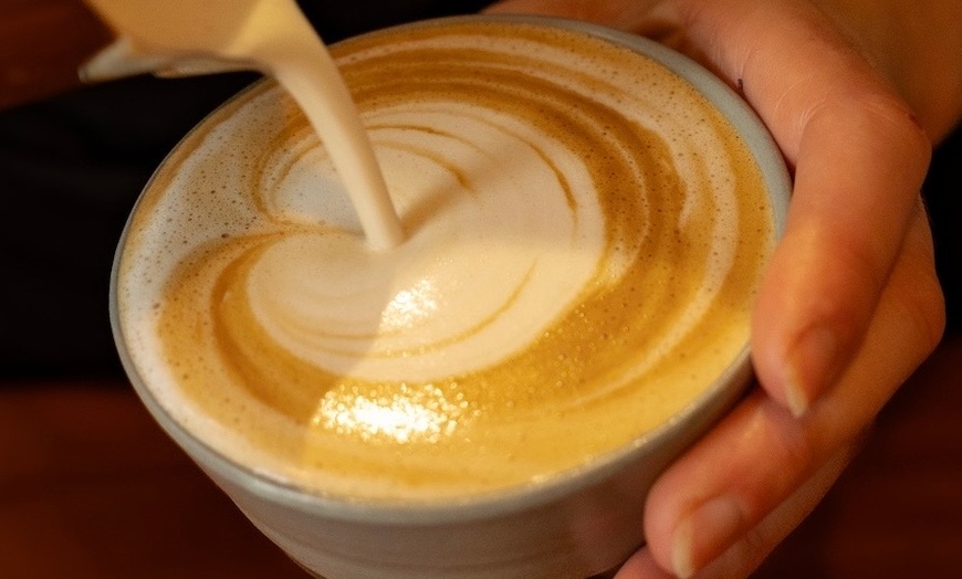 Image 6: Vegetarisches Frühstück inkl. frischem O-Saft für 2 oder 4 Personen