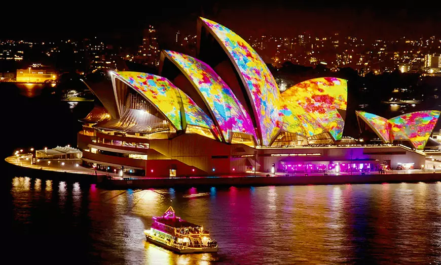 Image 1: 90 Min Vivid Cruise with Hot Finger Food for Adults or Kids