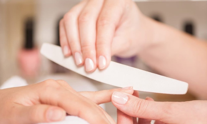 Image 2: Pamper Yourself with One Gel Manicure or/& Pedicure