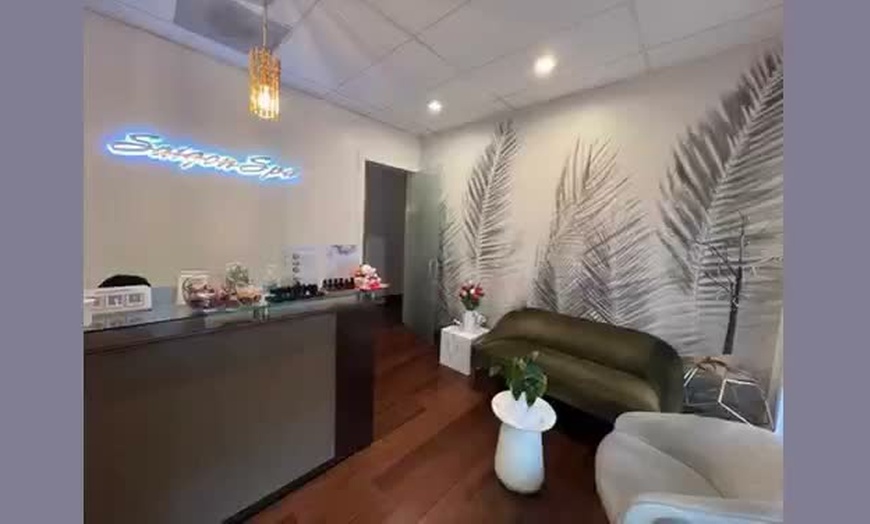Image 2: Up to 37% Off on Swedish Massage at Saigon Spa