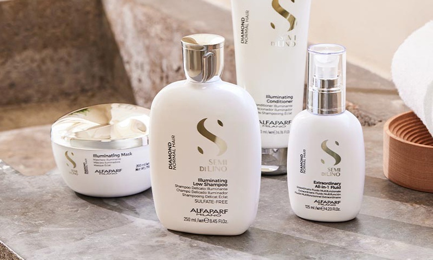 Image 12: Sesión de peluquería con opción a mechas y/o tinte de raíz para 1 