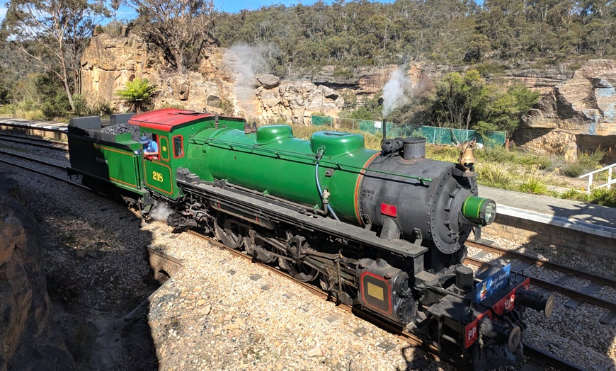 Image 1: Zig Zag Railway&Lavender Farm Tour,Haymarket:One-Day Scenic Experience