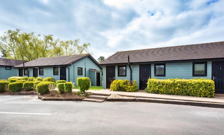 Image 6: Worcestershire: Choice of Lakeview Cabin with Breakfast