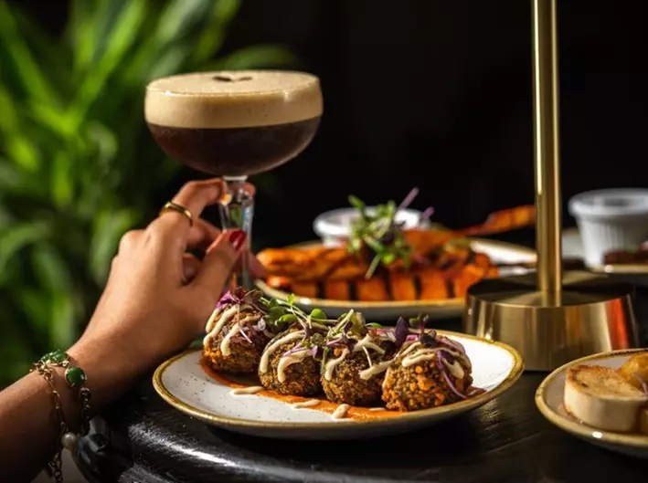 Friday Live Jazz Night With Gourmet Main Course & Wine For Up to 4