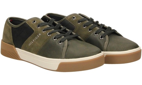Scarpe da uomo Tommy Hilfiger disponibili in varie misure