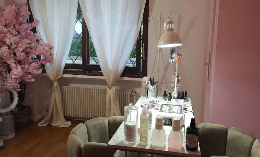 Image 2: Microneedling et peeling d'1h