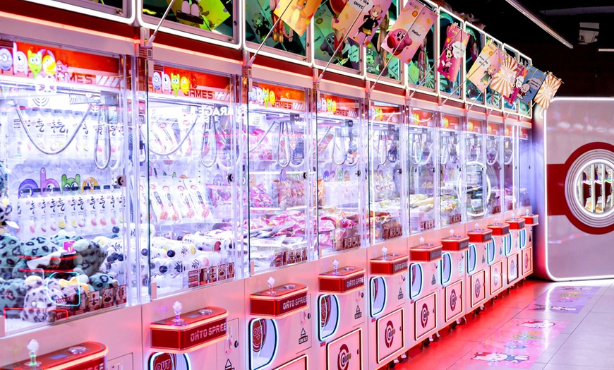 Image 2: Toronto Largest Claw Machine Arcade