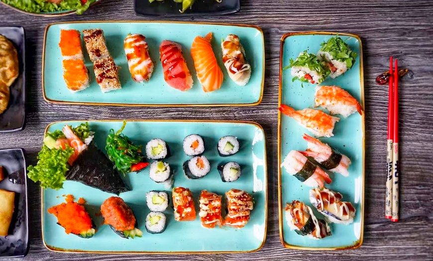 Image 2: All you can eat Lunch oder Dinner für 2 Pers. - Sushi & mehr genießen
