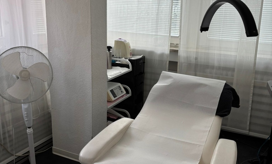 Image 3: Permanente Lippenvollschattierung oder Lipliner für 1 Person