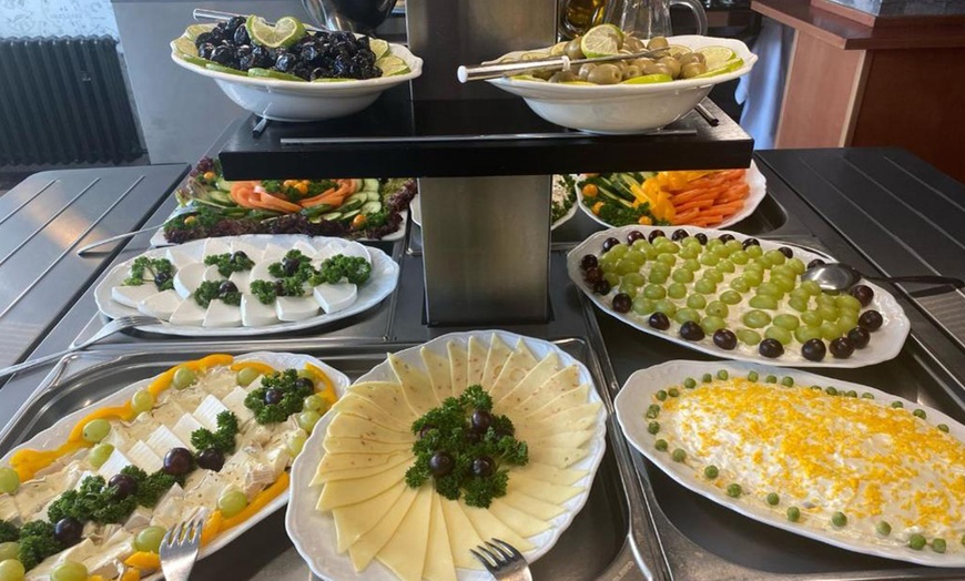 Image 13: Thüringer Wald: 2 bis 5 Nächte mit Frühstück, Schwimmbad & Disko