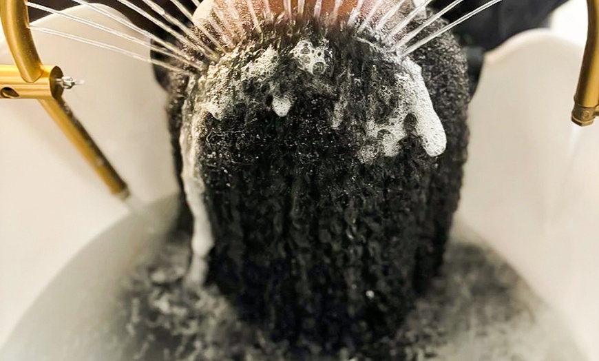 Image 4: Head Spa: 45-Min Empress Express, 60-Min Grand Suave, or 90-Min Crown Royale at Crowns Head Spa (Up to 33% Off)