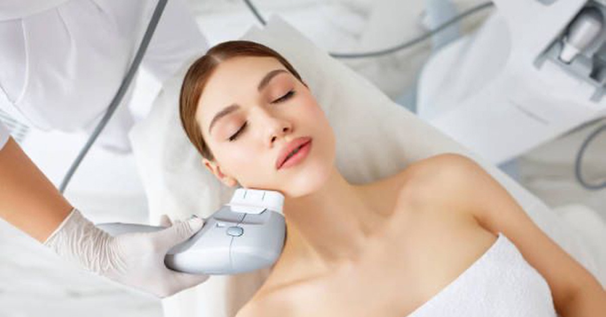 Tratamiento de lifting HIFU 12D para cara, papada y cuello en Alicante