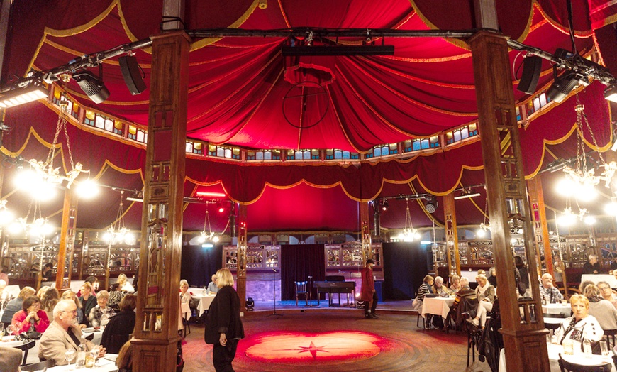 Image 2: Maskenball in Venedig – Oper meets Varieté im Oktober