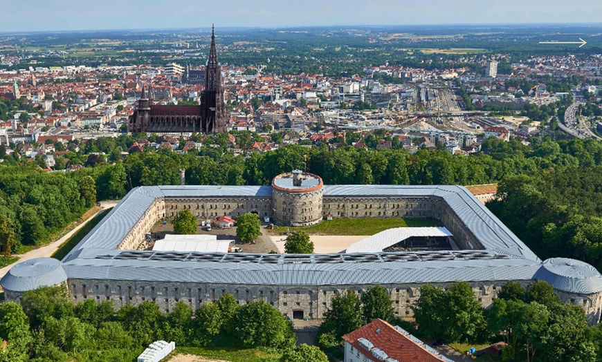 Image 5: 1,5 Std. Workshop: Bildhauerei, Keramik oder Malerei für 1- 6 Personen