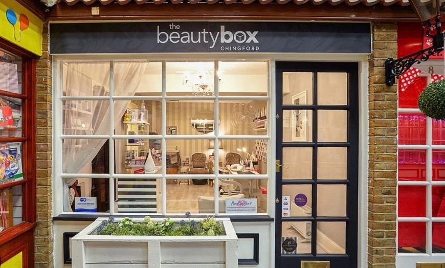 Image 4: One or Two Sessions of Skin Booster - Jalupro, Sunekos, or Profhilo®