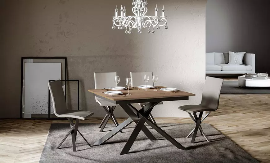 Image 1: Uitschuifbare eetkamertafel 'Ganty'