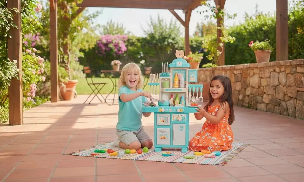 Cucina giocattolo per bambini con luci e suoni