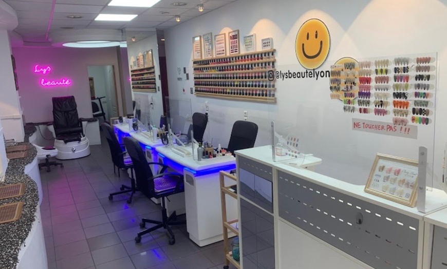 Image 2: Beauté des ongles avec Lys & Beauté Institut