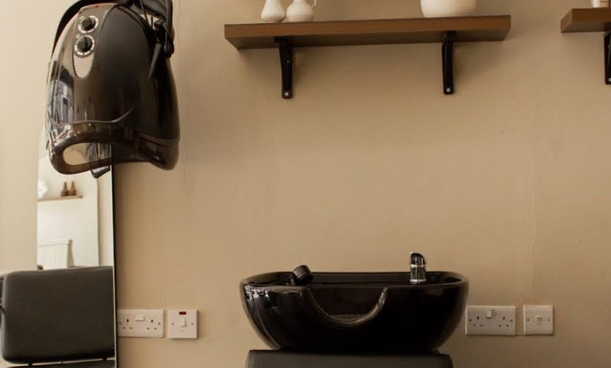 Image 7: Wash, Blow Dry & Cut, Bond Repair, Texture Release Treatment & More