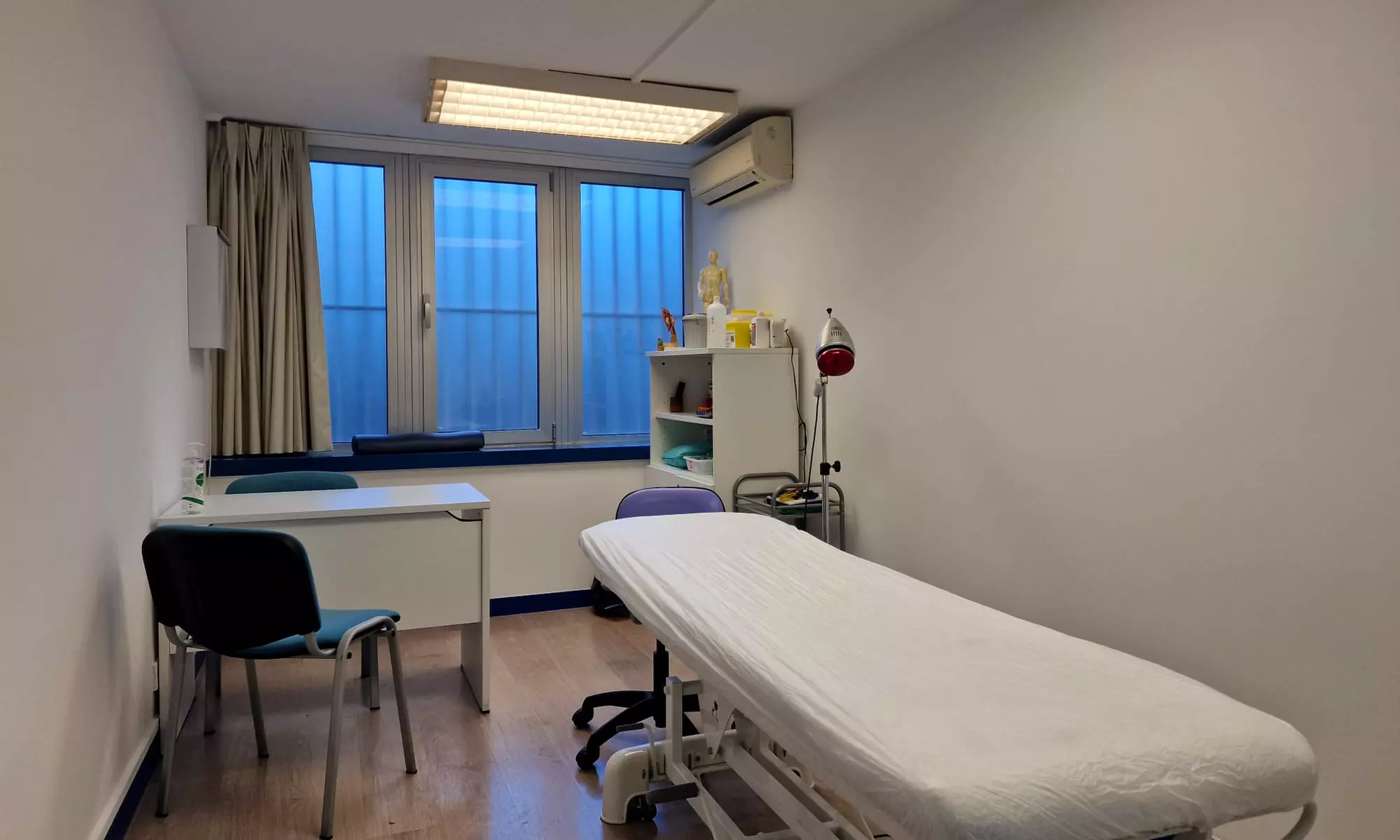 1 o 3 sesiones de fisioterapia, osteopatía y masaje Shiatsu de 60 minutos para 1 persona, ahorra hasta un 64%