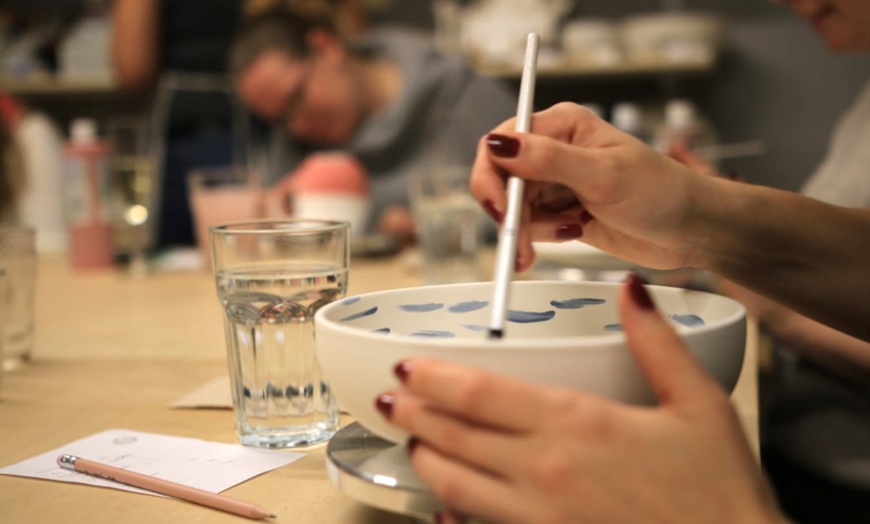 Image 2: Keramik bemalen für 2-8 Pers. inkl. Keramik, Farben, Glasur & Brand