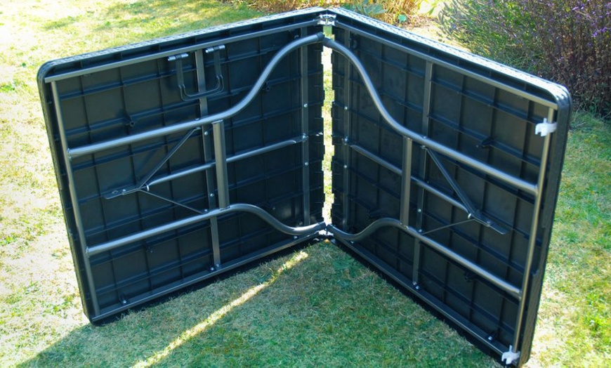 Image 5: Foldable Plastic Table and Chair Set Collection
