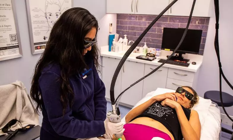Laser Lipo Sessions With Ultrasound Cavitation Fat Reduction Treatment