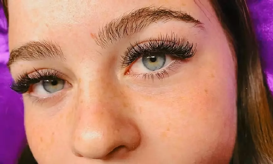 Image 1: Get Glam Eyes with Classic, 3D Light & Fluffy 6D Volume Extensions