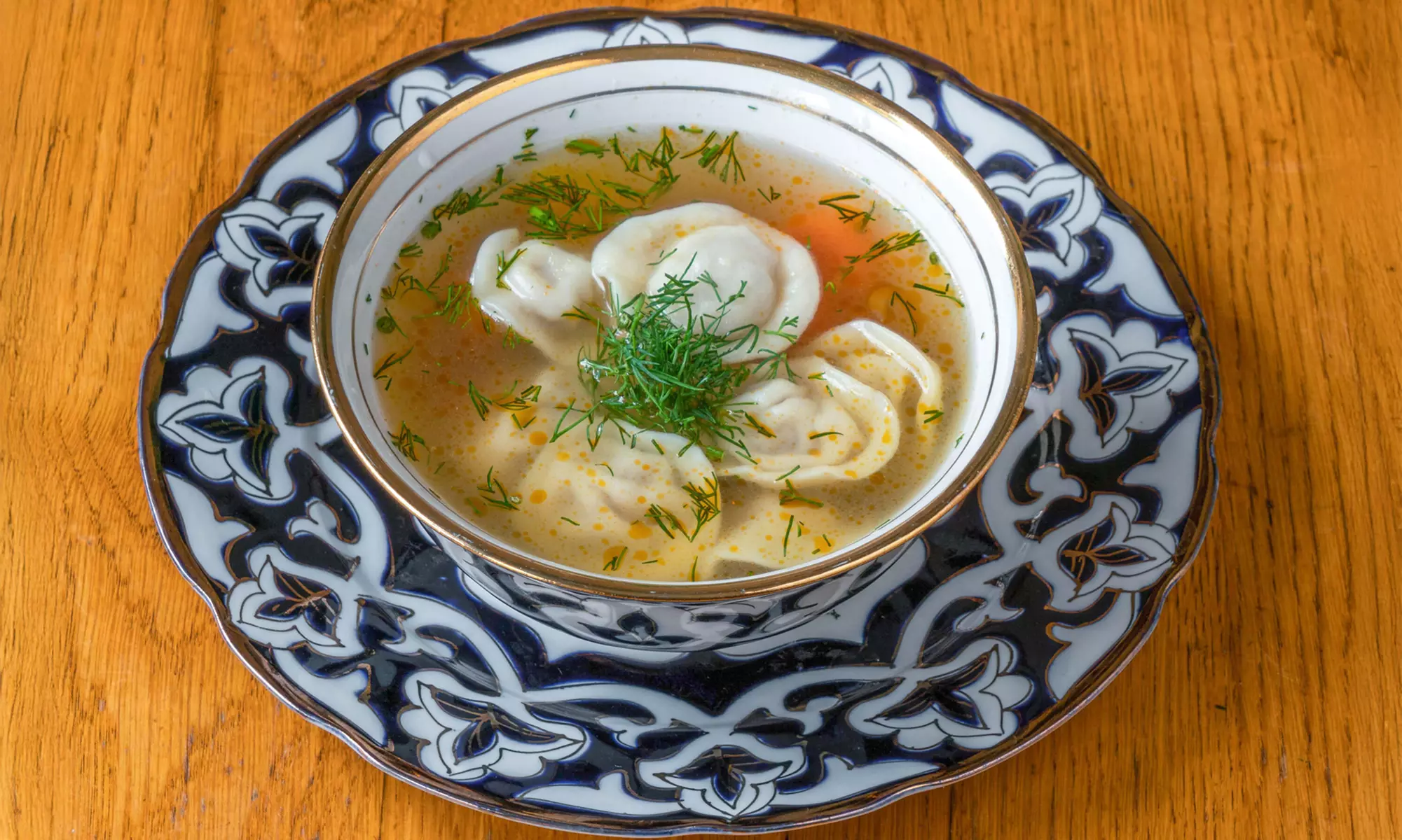 Authentisches Usbekisches Plov Menü für 2 - 4 Personen