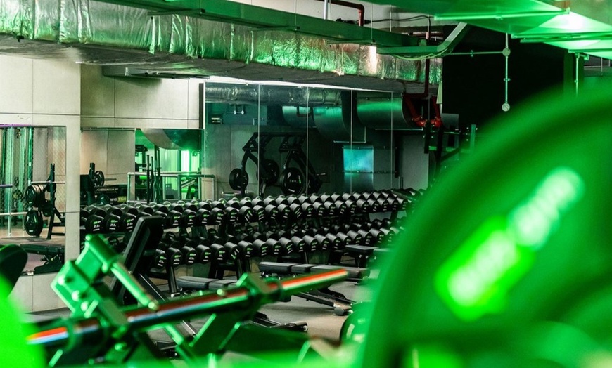 Image 2: London’s Buzz Gym: First Month Membership from Only £10!