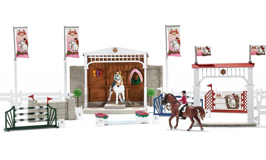 Image 4: Schleich Kids' Toy Set