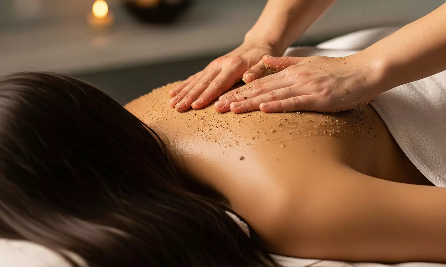 Gommage et massage du dos ou madéro corps d'1h