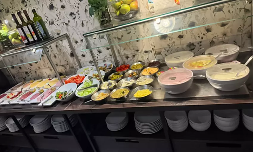 Wellness-Frühstück inkl. 60 / 90 Min. Massage & 2 Std. Sauna/Ruheraum