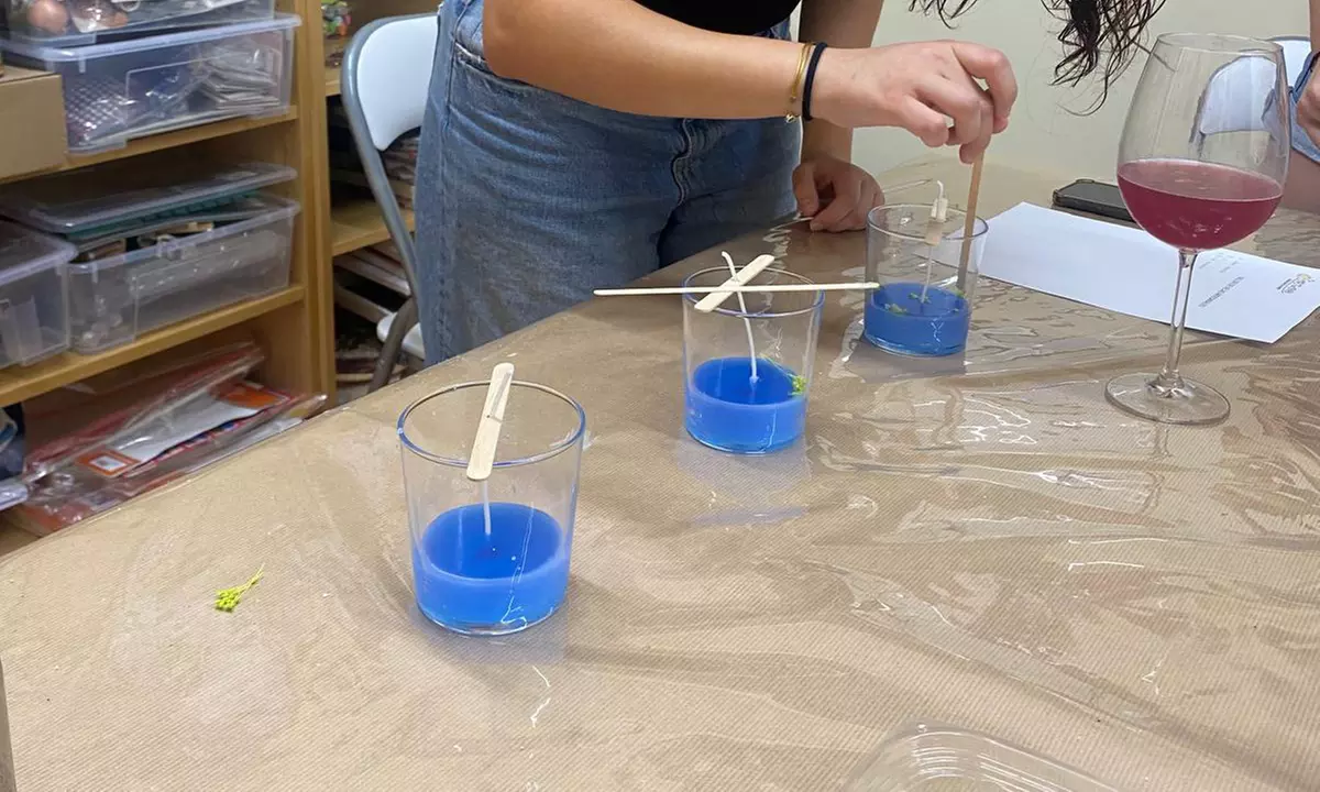 Crea tu propia vela con vino o cerveza y tapas para 1 o 2 personas