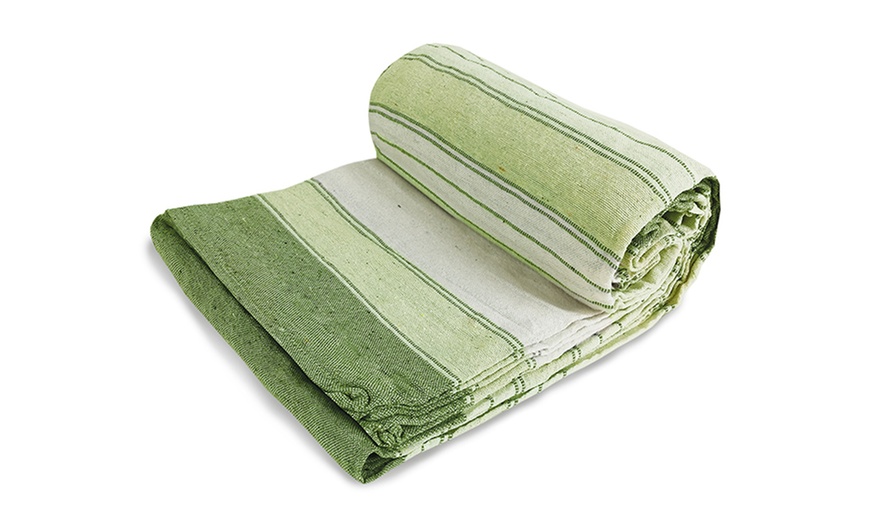 Image 39: Bankhoes en sprei van gerecycled katoen