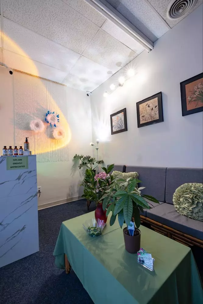 50-Min Swedish or Deep Tissue Massage + Oil Treatment - One or Couple