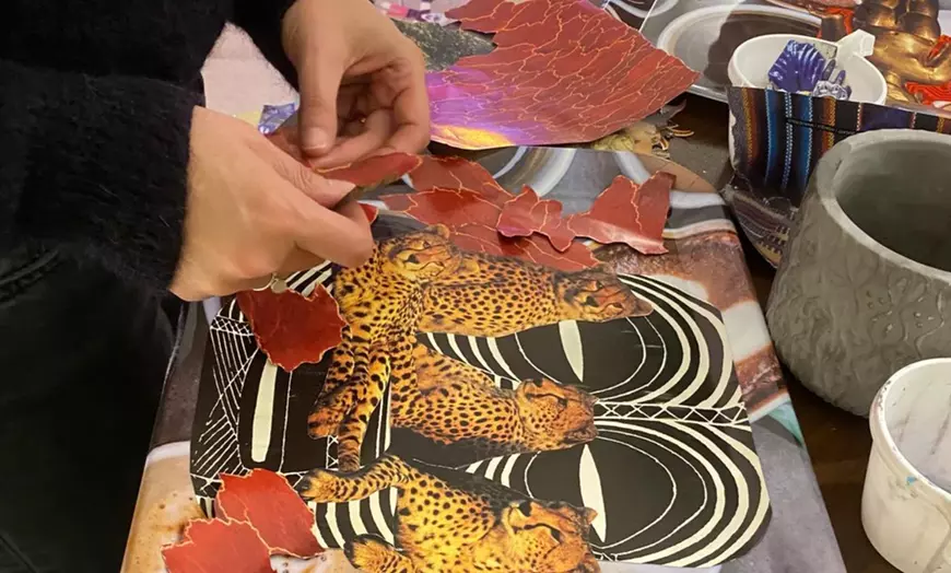 Image 4: Taller Wine & Collage con material incluido para 1 a 4 personas