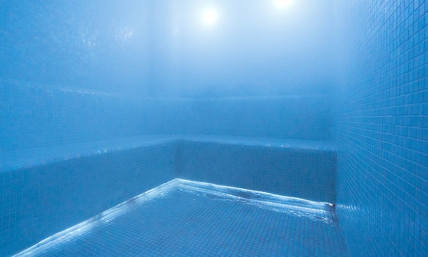 Image 11: Ritual relajante con spa y masaje en Costa del Sol Glamping Village