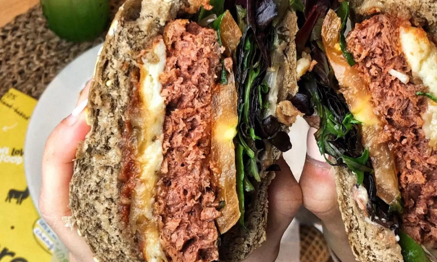 Menú vegetariano creativo en Superchulo para 2 o 4 con bebida y postre