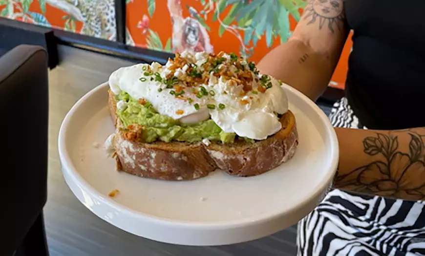 Image 1: Brunch for 1, 2, 3 or 4 with a Hot Drink & Juice