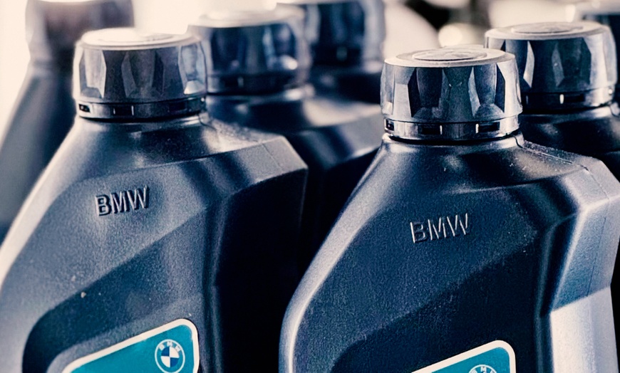 Image 8: Сambio de aceite Castrol Sintético 5W30 y de hasta 4 filtros Mann