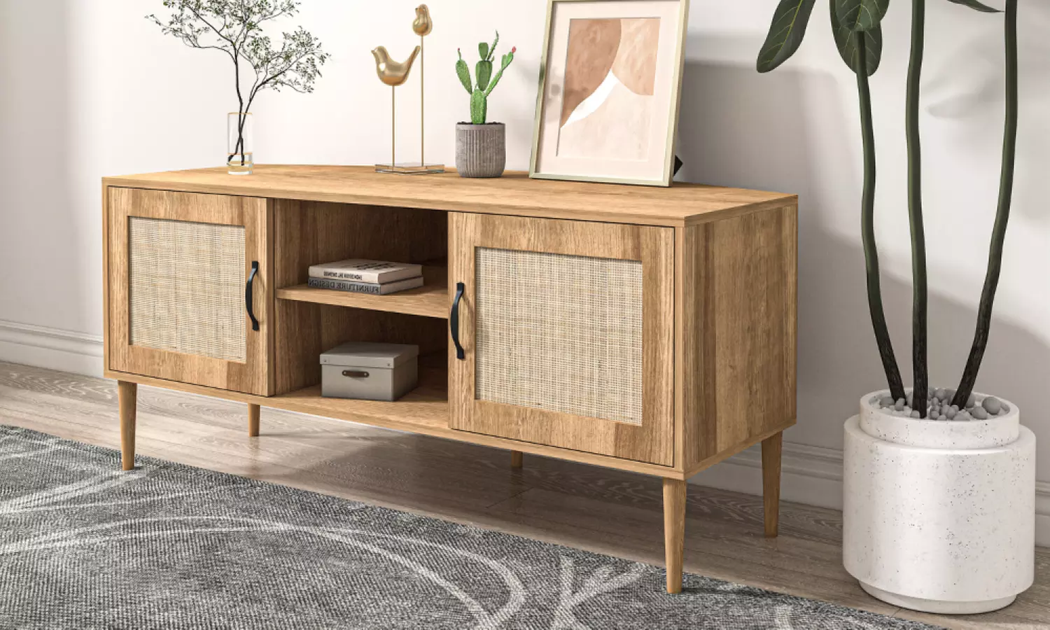 Buffet en bois avec portes effet cannage et niches Neiva de Kocoon